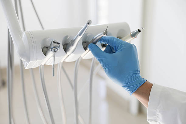 Professional Tooth Extraction technician working in Walnut Creek, CA